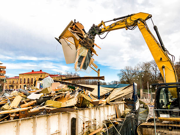 Best Commercial Cleanout Services  in Queensland, MD